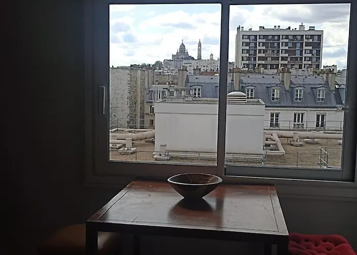 Vue Sur Le Sacre Coeur Montmartre *